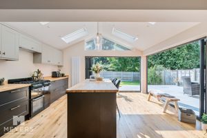 Photo 13- click for photo gallery